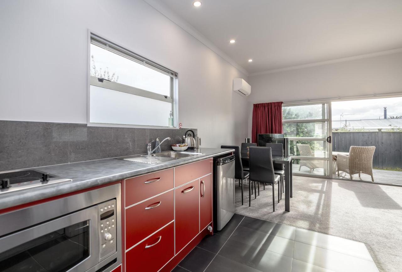 Villa Two Four Cologne à Martinborough Extérieur photo