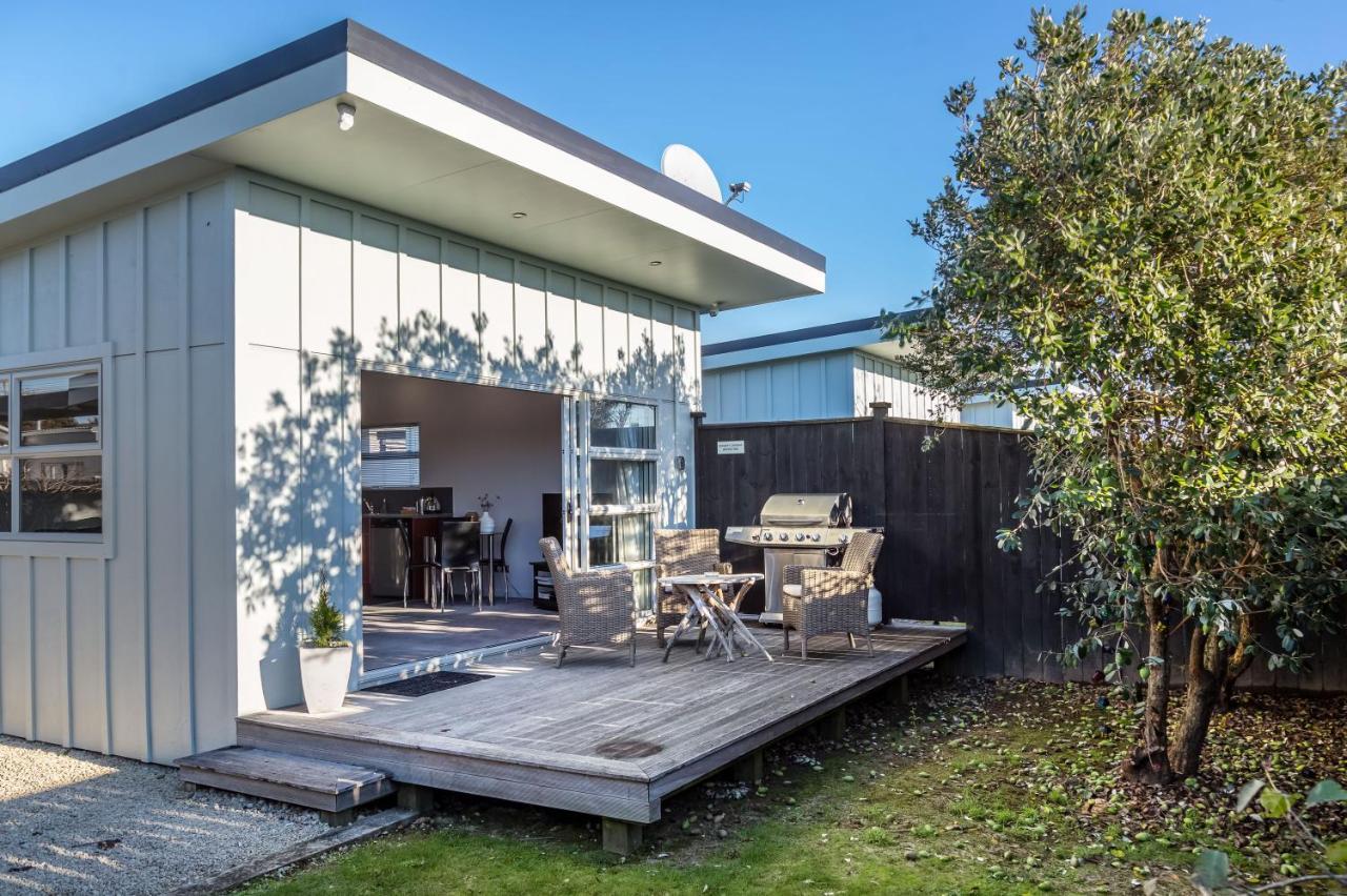 Villa Two Four Cologne à Martinborough Extérieur photo